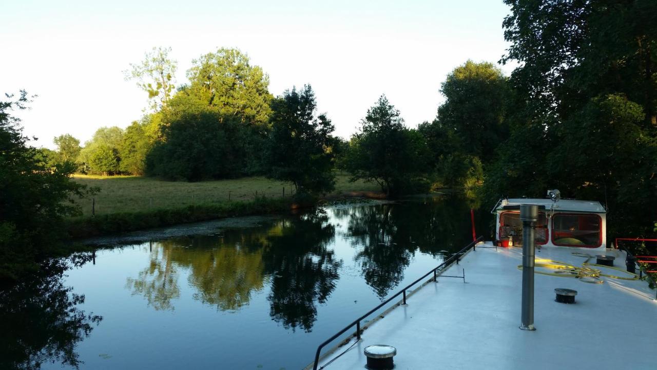 Botel La Vecchia Dole Bagian luar foto